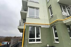 коммерческая по адресу Джона Леннона, 41