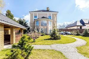 будинок за адресою с. Лісники, Вишнева вул.