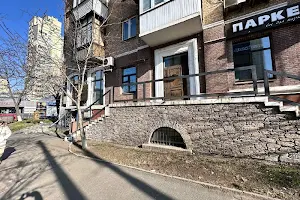 комерційна за адресою Антоновича вул. (Горького), 169