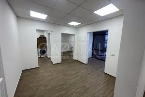 комерційна за адресою Балтійський пров., 3