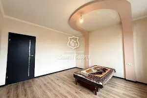 будинок за адресою смт. Велика Димерка, Січнева вул.