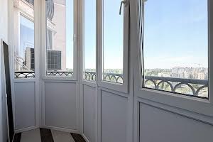 квартира за адресою Олексія Вадатурського вул. (Маршала Малиновського), 16б