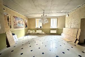 комерційна за адресою Боголюбова вул., 16