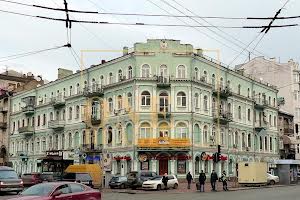 комерційна за адресою Велика Житомирська вул., 6/11