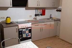 квартира за адресою Софії Русової вул., 3