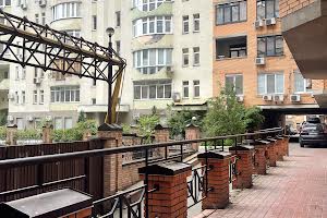 комерційна за адресою Павлівська вул., 17