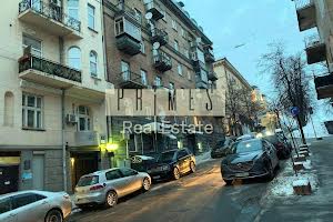 комерційна за адресою вул. Костьольна, 11