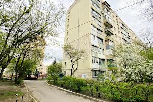 коммерческая по адресу Западная ул., 11