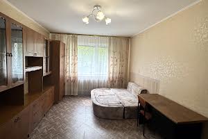 квартира за адресою Анни Ахматової вул., 15