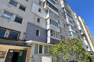 квартира за адресою Довженка вул., 7
