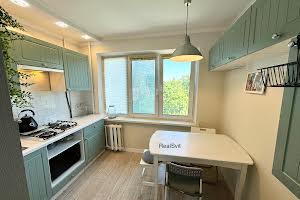 квартира по адресу Дарницкий бульв., 7