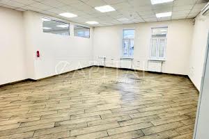 коммерческая по адресу Боричів Тік ул., 30