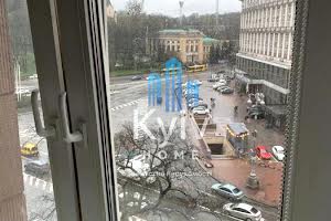 комерційна за адресою Хрещатик вул., 8
