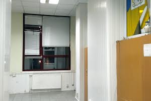 комерційна за адресою Борщагівська вул., 143-Б