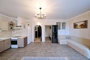 квартира за адресою Перлинна вул., 2