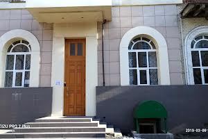 комерційна за адресою ул.артема, 112