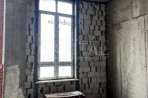 коммерческая по адресу Вышгородская ул., 45