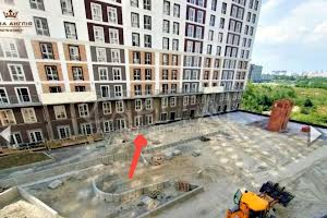 комерційна за адресою Михайла Максимовича вул. (Онуфрія Трутенка), 24