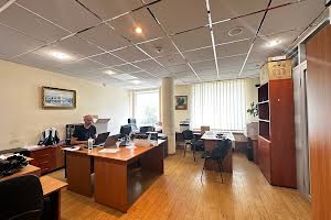 коммерческая по адресу Лескова ул., 9