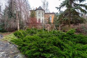 будинок за адресою с. Дмитрівка, Зоряна