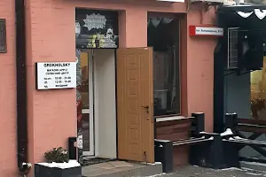комерційна за адресою Володимирська вул., 81а