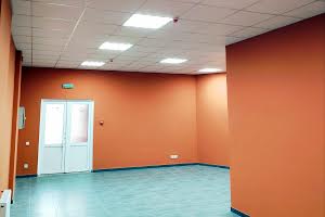 комерційна за адресою Новопольова вул., 2 корп. 1