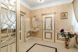 будинок за адресою смт. Козин, Шервудська вул.