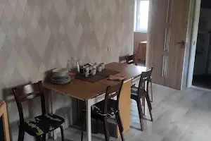будинок за адресою Центральної Ради вул.