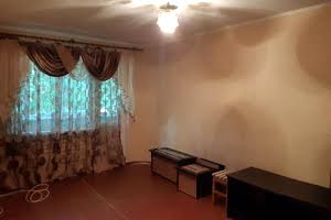 квартира за адресою Космонавтів вул., 4