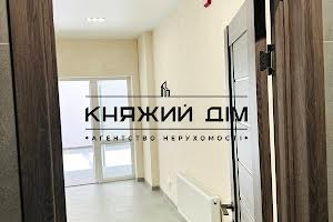 комерційна за адресою Михайла Максимовича вул. (Онуфрія Трутенка), 24