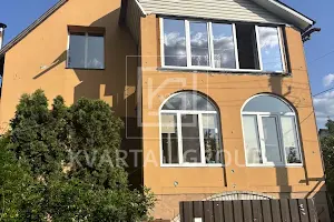 будинок за адресою вишнева, 3