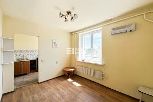 квартира за адресою Ризький пров., 44