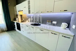 дом по адресу 3-тя Садова ул.