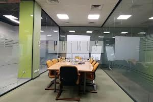 комерційна за адресою Братів Чучупаків вул. (Смольна), 9б