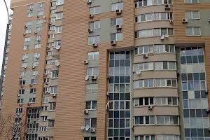 квартира за адресою Раїси Окіпної вул., 10 а