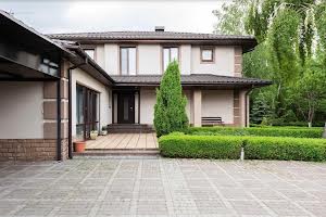 дом по адресу с. Креничи, Центральна, 7