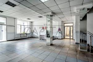 коммерческая по адресу Шевцова Івана, 1
