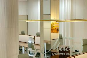 комерційна за адресою Саксаганського вул., 58