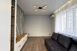 квартира по адресу Высочана ул., 18