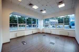 комерційна за адресою Охтирський пров., 7
