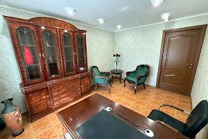 комерційна за адресою Лесі Українки бульв., 10-А