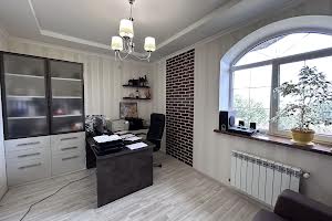 будинок за адресою Лісова вул.