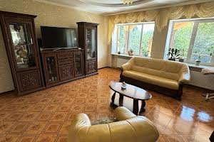 дом по адресу с. Петропавловская борщаговка, князя володимира, 5
