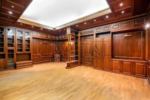 коммерческая по адресу Жилянская ул., 5