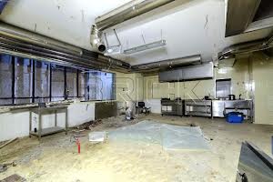комерційна за адресою Київ, Антоновича вул. (Горького), 72