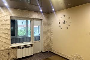 квартира за адресою Ревуцького вул., 35