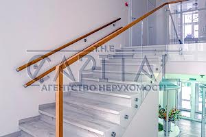 комерційна за адресою Метрологічна вул., 56
