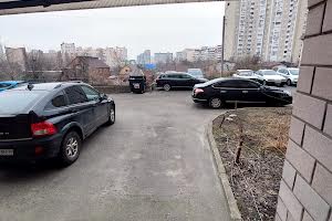 комерційна за адресою Августина Волошина вул. (Ярослава Галана), 2-А