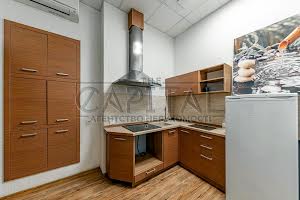 комерційна за адресою Лесі Українки бульв., 7-Б