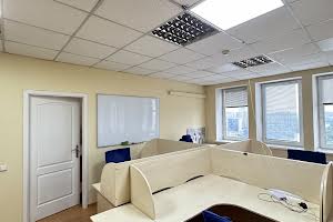 коммерческая по адресу Миколы Бажана просп., 10